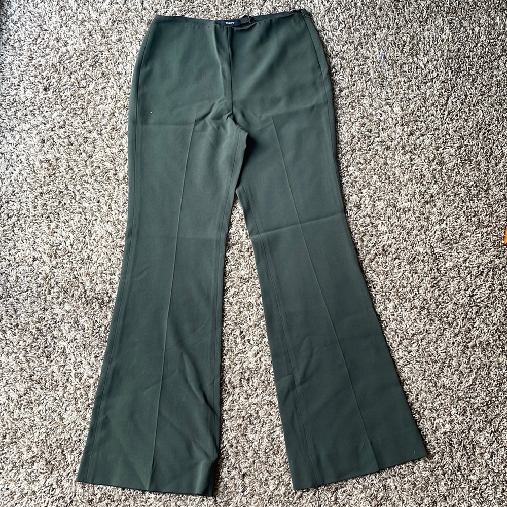 Theory forest green trousers